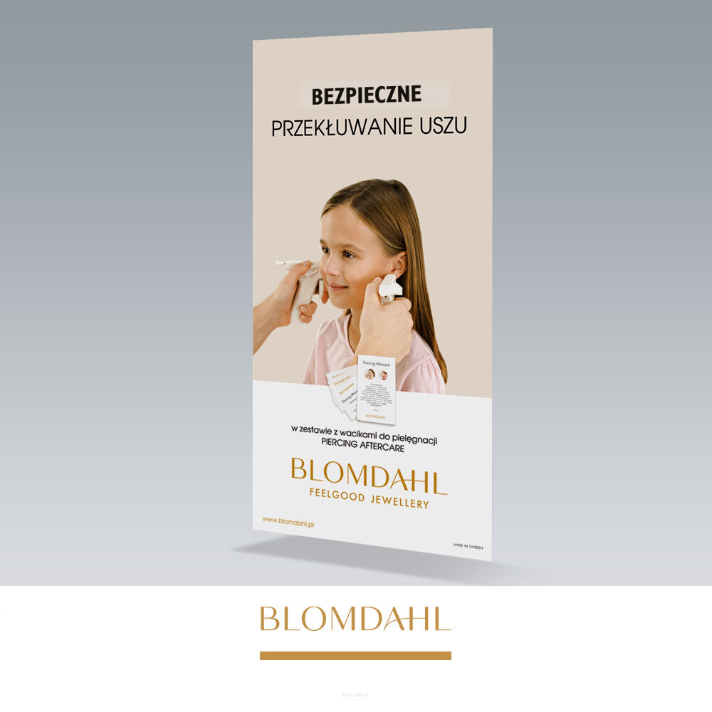 Baner z tkaniny BEZPIECZNIE PRZEKŁUWANIE USZU